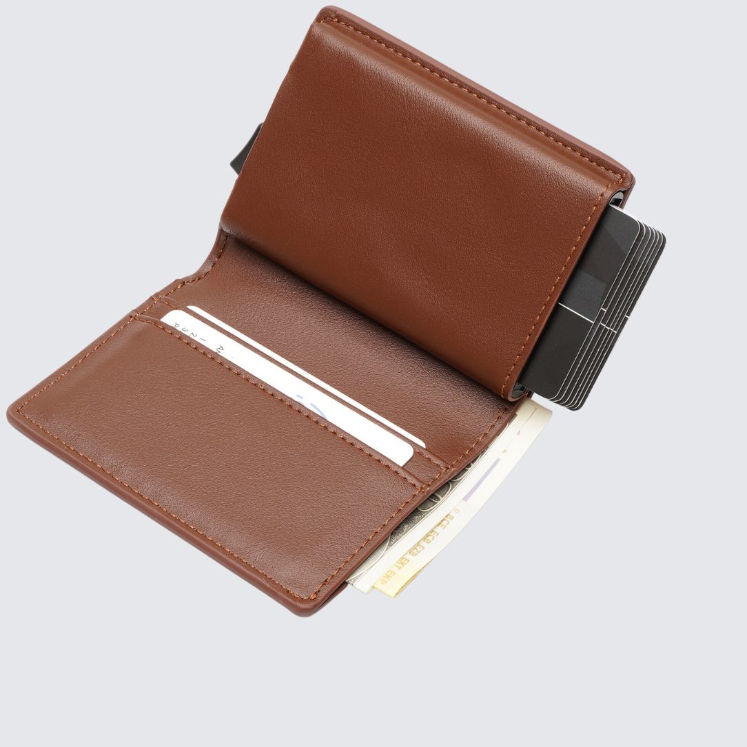 FITZROY AirTag Wallet - Brown-3