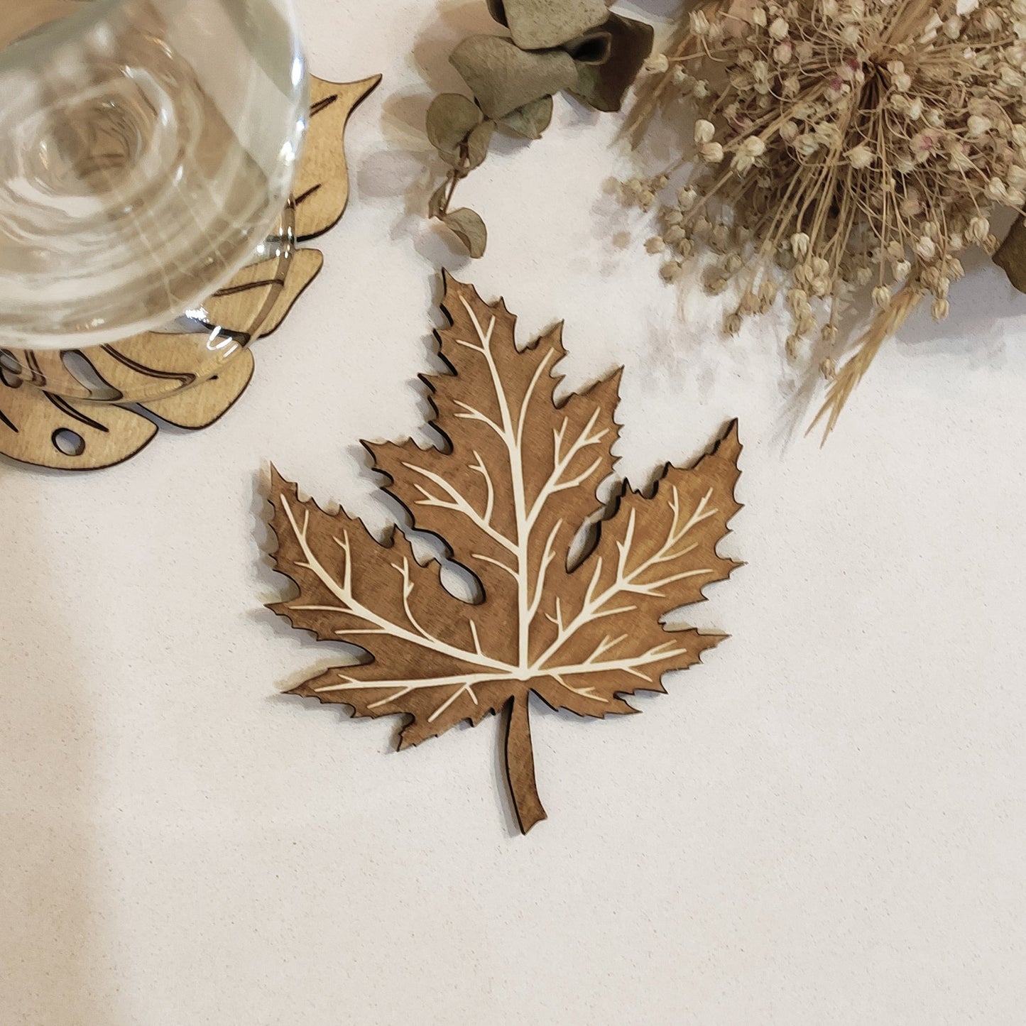 Set of 6 Leaves Wooden Coasters - Handmade Gift - Housewarming - Wood Kitchenware - Nature-4