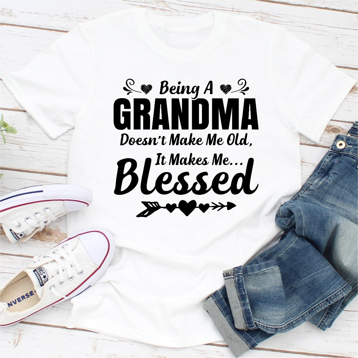 Being A Grandma Doesn't Make Me Old It Makes Me Blessed T-Shirt-0